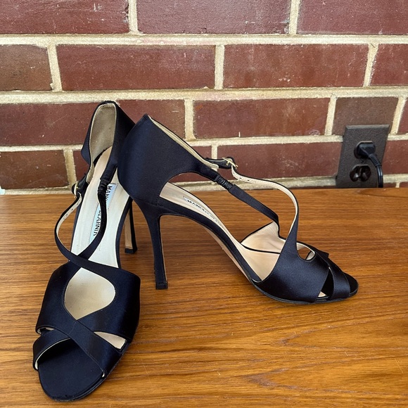 Manolo Blahnik Black Satin Peep Toe Stiletto Slingback Heels - Picture 7 of 15
